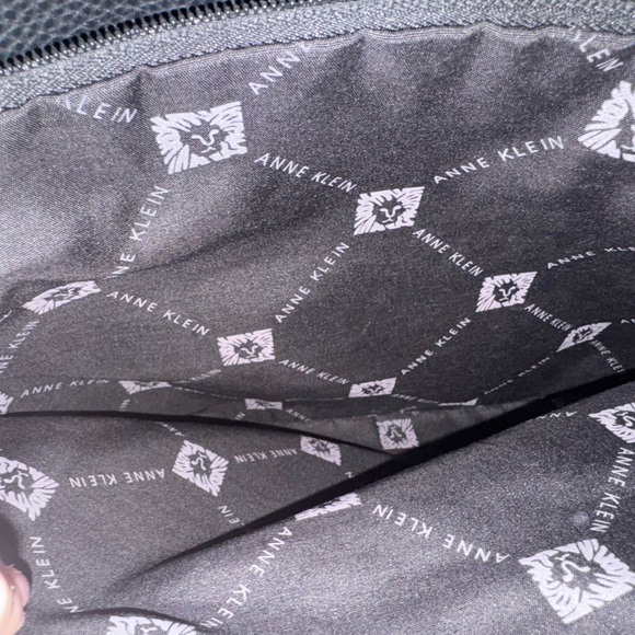 Anne Klein Black Tote Purse, With 2 Gold Medallions and Small pouch Floral. - Picture 9 of 15